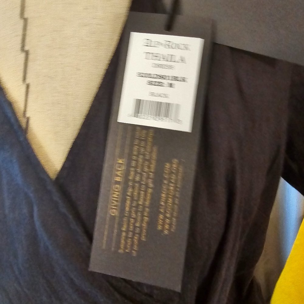 Black Wrap Midi Dress with Button Detail - Unknown Brand - Picture 10 of 13